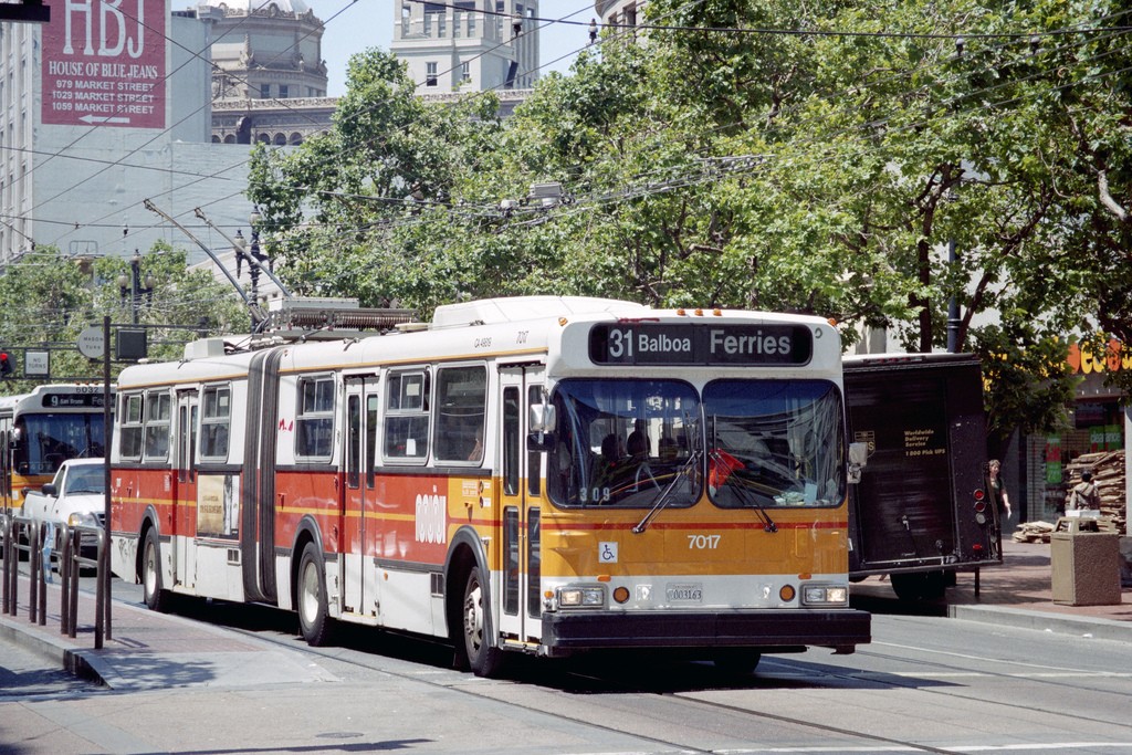 1998-07 San Francisco Trolleybus Nr.7017